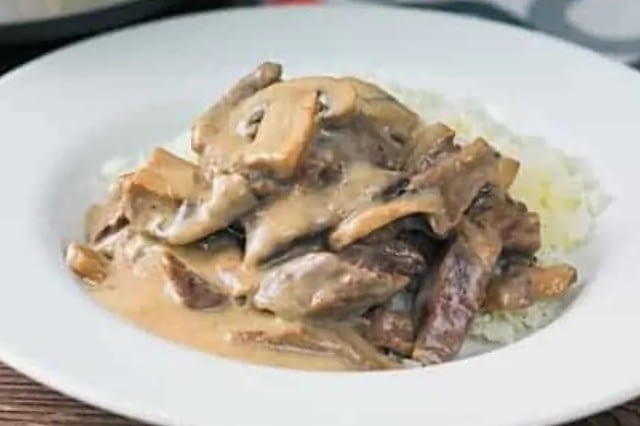 Instant Pot Beef Stroganoff